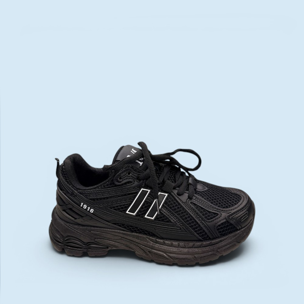 Підліткові кросівки Black — дитяче взуття Kids Family